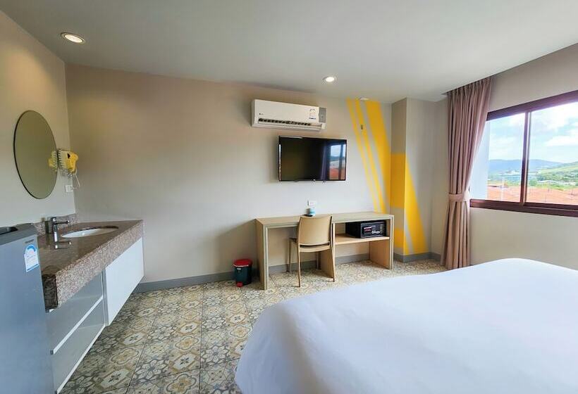 수피리어 룸, Recenta Suite Phuket Suanluang