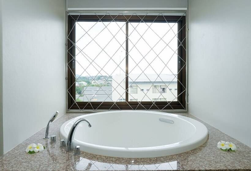 수피리어 룸, Recenta Suite Phuket Suanluang