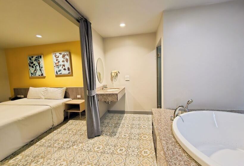 수피리어 룸, Recenta Suite Phuket Suanluang