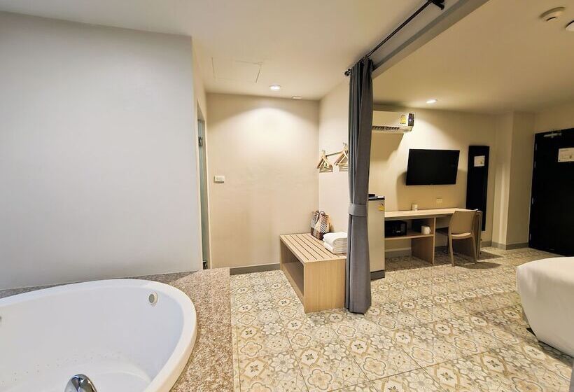 수피리어 룸, Recenta Suite Phuket Suanluang