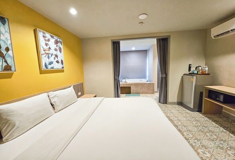 수피리어 룸, Recenta Suite Phuket Suanluang