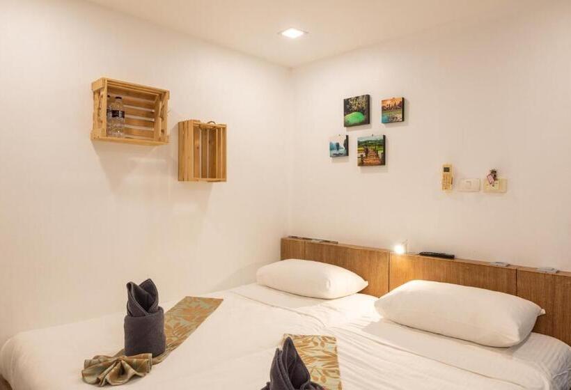 اتاق خانوادگی با چشمانداز دریا, Riviera Beach