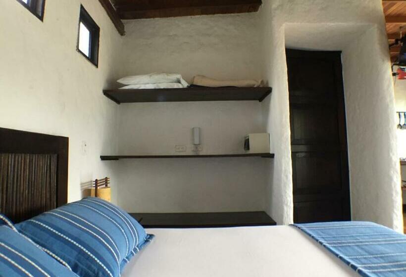 اتاق استاندارد چهارنفره با بالکن, Salento Pequeño