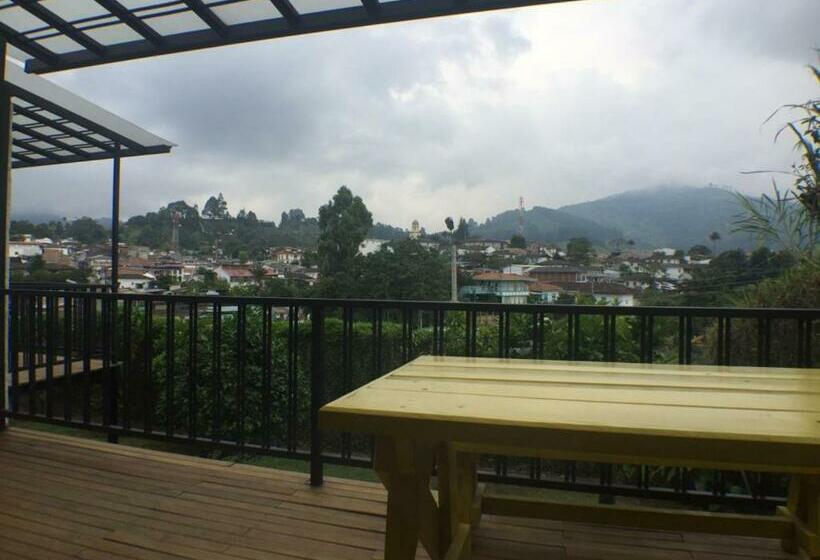 اتاق استاندارد چهارنفره با بالکن, Salento Pequeño