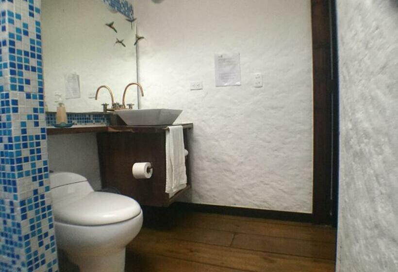 اتاق استاندارد سه تخته با بالکن, Salento Pequeño