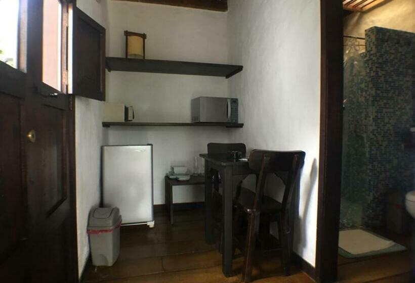 اتاق استاندارد سه تخته با بالکن, Salento Pequeño