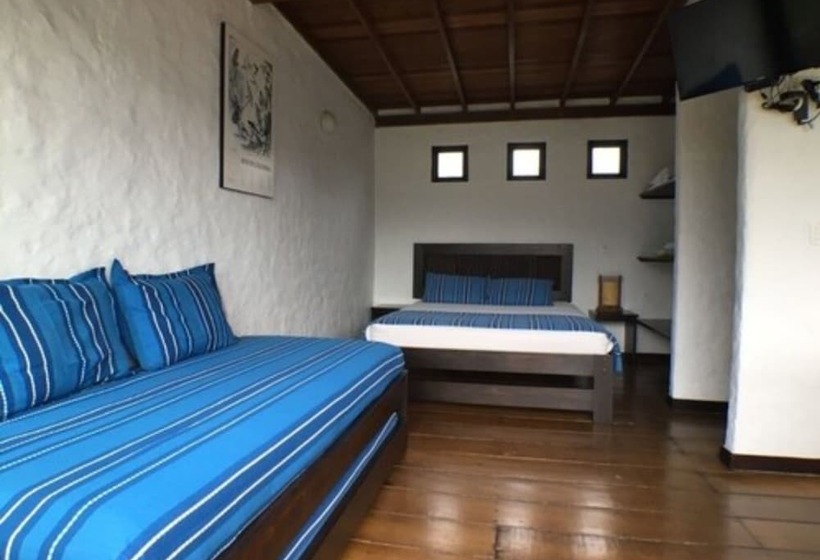 اتاق استاندارد چهارنفره با بالکن, Salento Pequeño