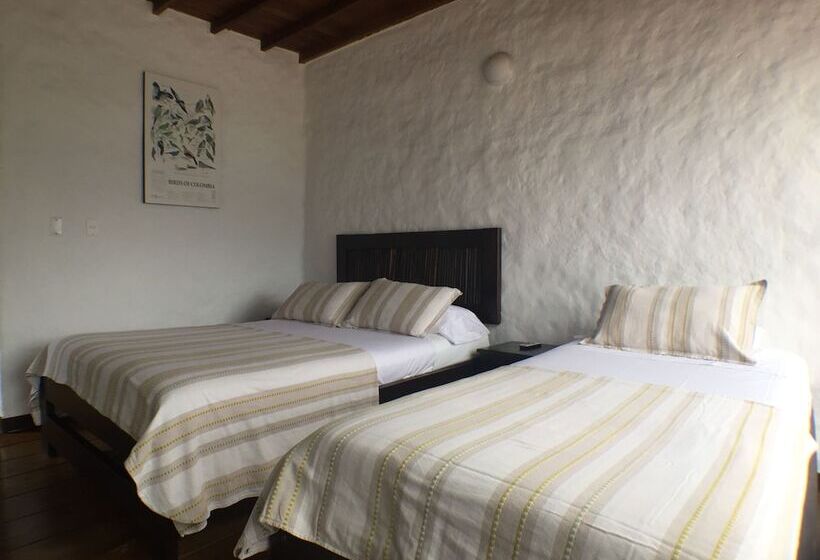 اتاق استاندارد سه تخته با بالکن, Salento Pequeño