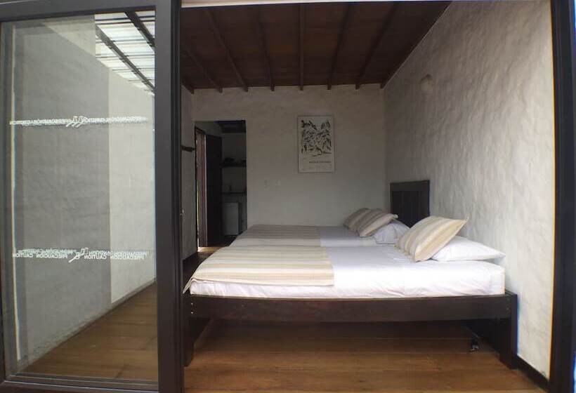 اتاق استاندارد سه تخته با بالکن, Salento Pequeño