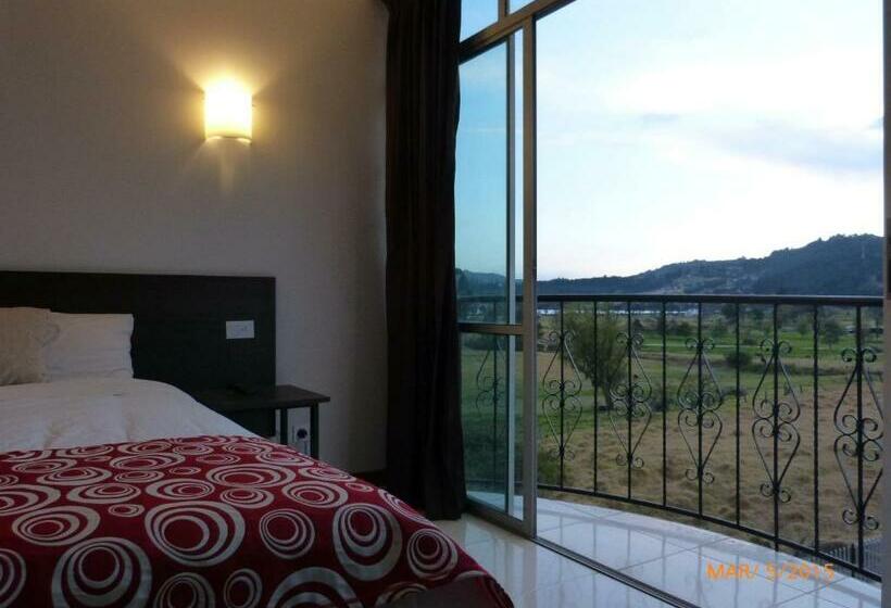 스위트, San Marcos