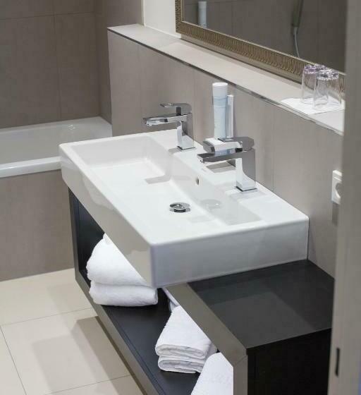 デラックススイート, Two Timez   Boutique