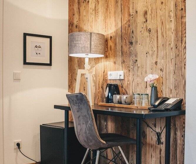 デラックススイート, Two Timez   Boutique