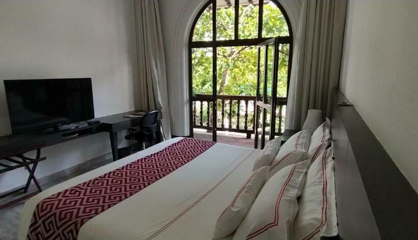 수피리어 룸, Union