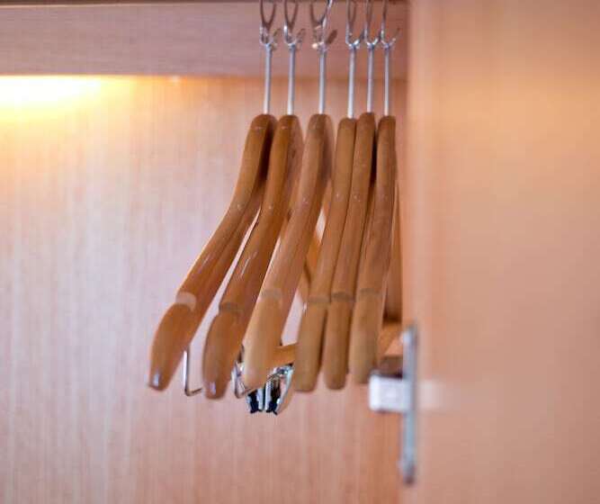 デラックストリプルルーム, Vouk Hotel Suites
