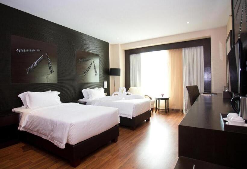キングサイズベッドのデラックスルーム, Vouk Hotel Suites