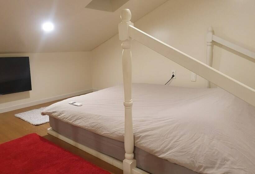 اتاق استاندارد, Salon De Tangza