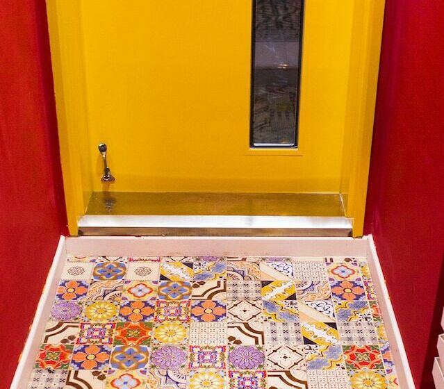 اتاق استاندارد, Salon De Tangza