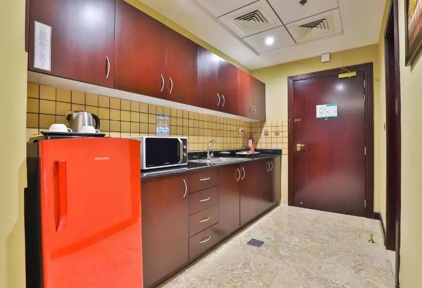 1 Bedroom Deluxe Apartment