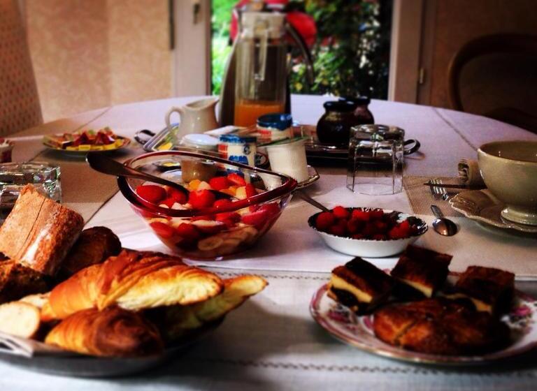 جناح مزود بتراس, Chambres La Guignardais