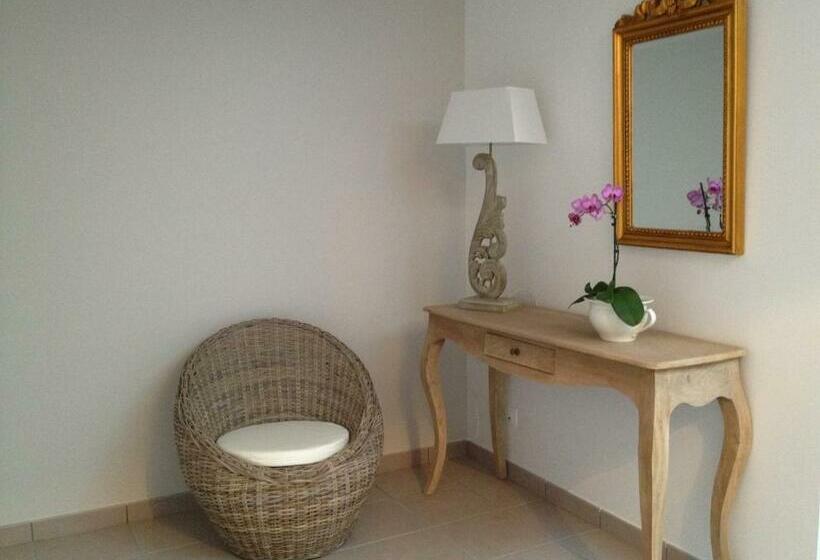 Номер Стандарт, Ferme De Villeray Chambre D Hôtes