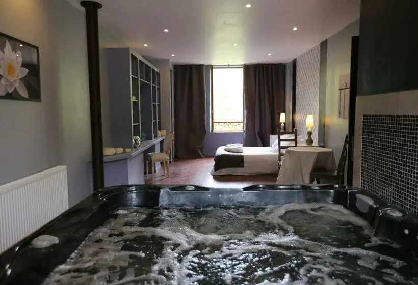 テラス付きスタンダードルーム, La Font Vineuse & Spa