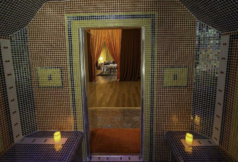 标准间, La Font Vineuse & Spa