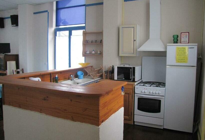 חדר סטנדרט לשלושה, Leclosdipontine L école Des Demoiselles