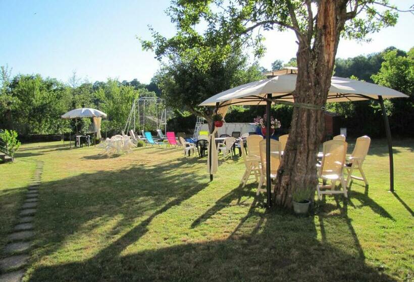 חדר סטנדרט לשלושה, Leclosdipontine L école Des Demoiselles