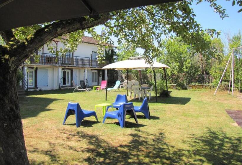 חדר משפחתי נוף לגינה, Leclosdipontine L école Des Demoiselles