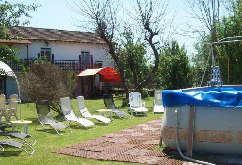 דירת חדר נוף לגינה, Leclosdipontine L école Des Demoiselles