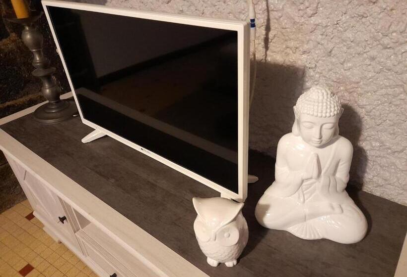 חדר משפחתי נוף לגינה, Leclosdipontine L école Des Demoiselles