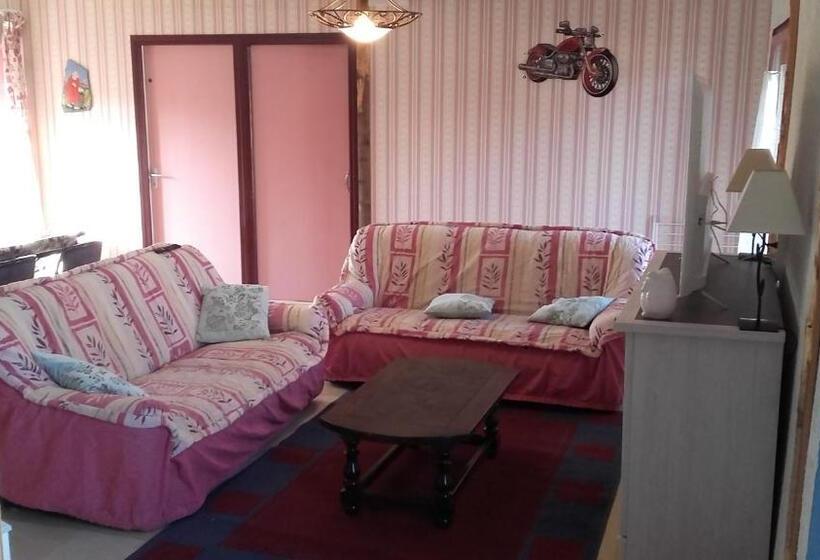 דירת חדר נוף לגינה, Leclosdipontine L école Des Demoiselles