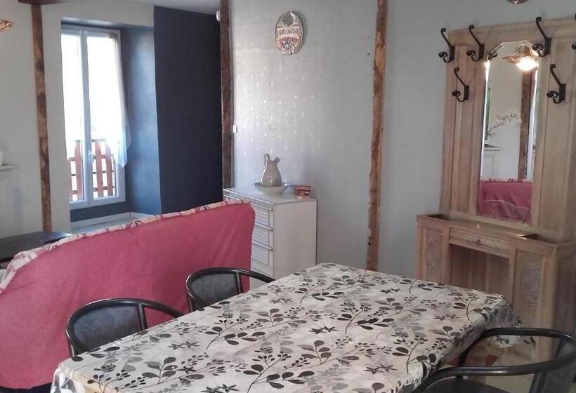 דירת חדר נוף לגינה, Leclosdipontine L école Des Demoiselles