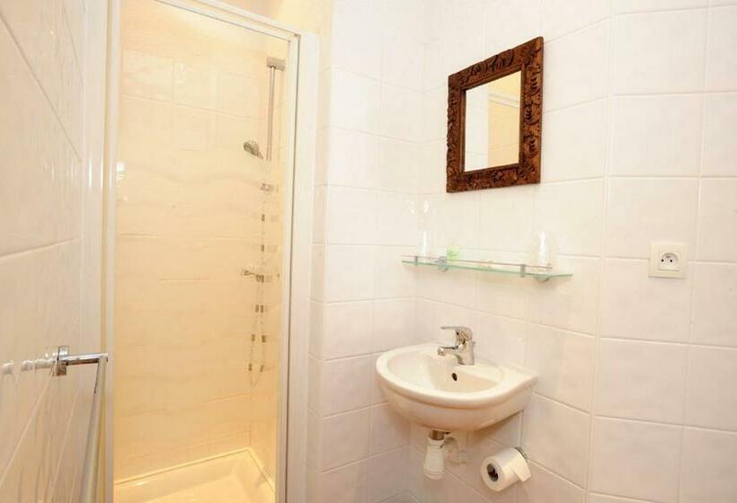 Номер Стандарт, L'escalivade