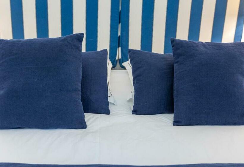 スタンダードルーム, Mas De Capelou