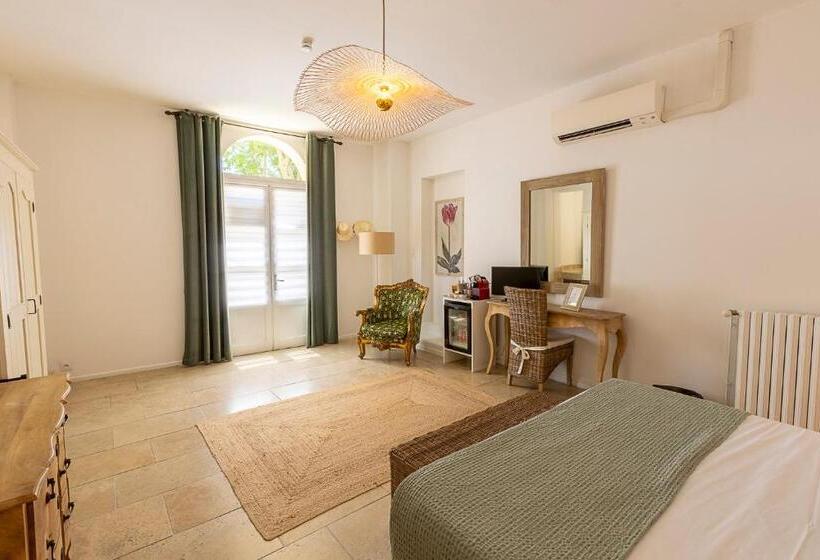 ファミリールーム, Mas De Capelou