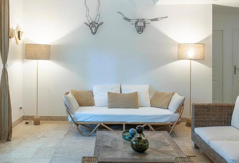 ３ベッドルームアパートメント, Mas De Capelou