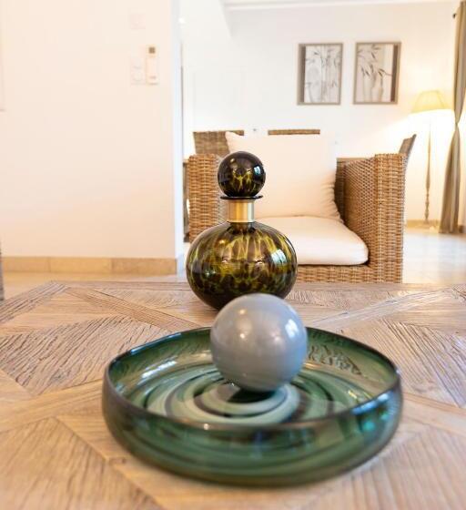 ３ベッドルームアパートメント, Mas De Capelou