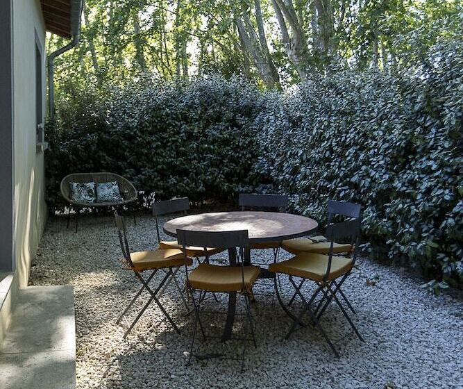 ３ベッドルームアパートメント, Mas De Capelou