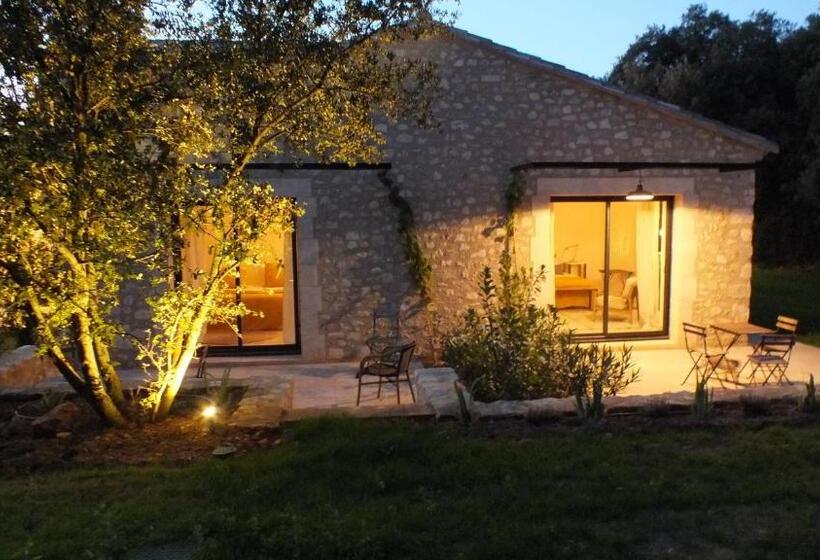 غرفة ديلوكس, Mas Notre Dame