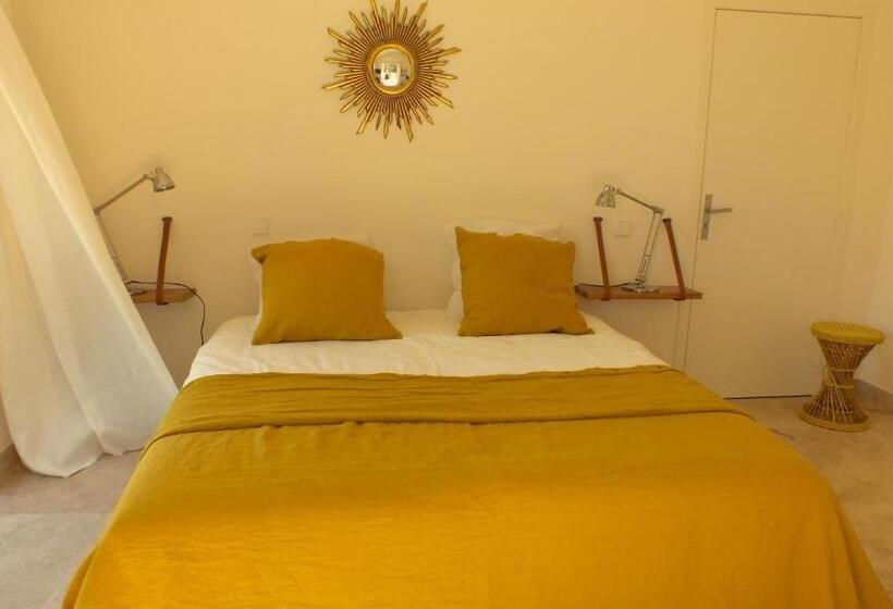 غرفة ديلوكس مطلّة علي الحديقة, Mas Notre Dame