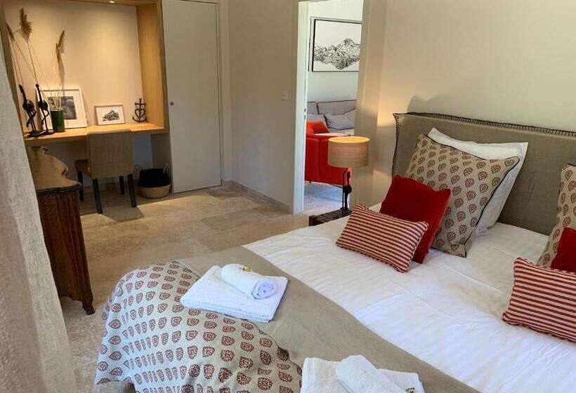 جناح عائلي, Mas Notre Dame