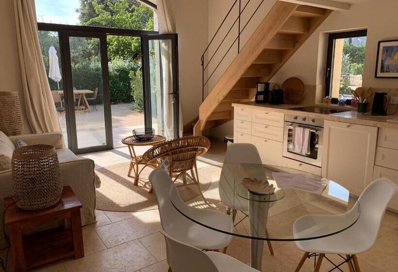 جناح عائلي, Mas Notre Dame