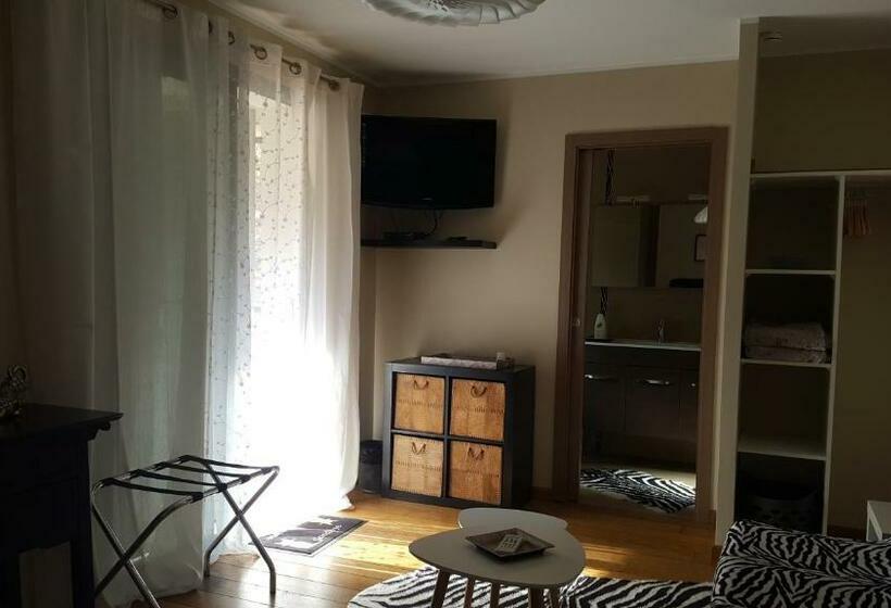 标准房带园景, U Muzzelo