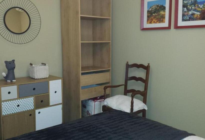 带1个卧室带泳池的公寓, U Muzzelo