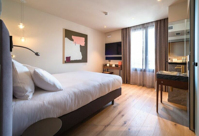 חדר סטנדרט, Hébé