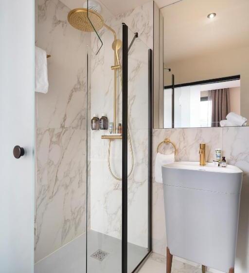 חדר סטנדרט, Hébé