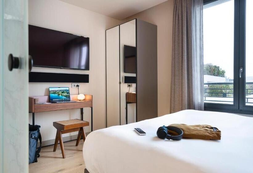 חדר סטנדרט, Hébé