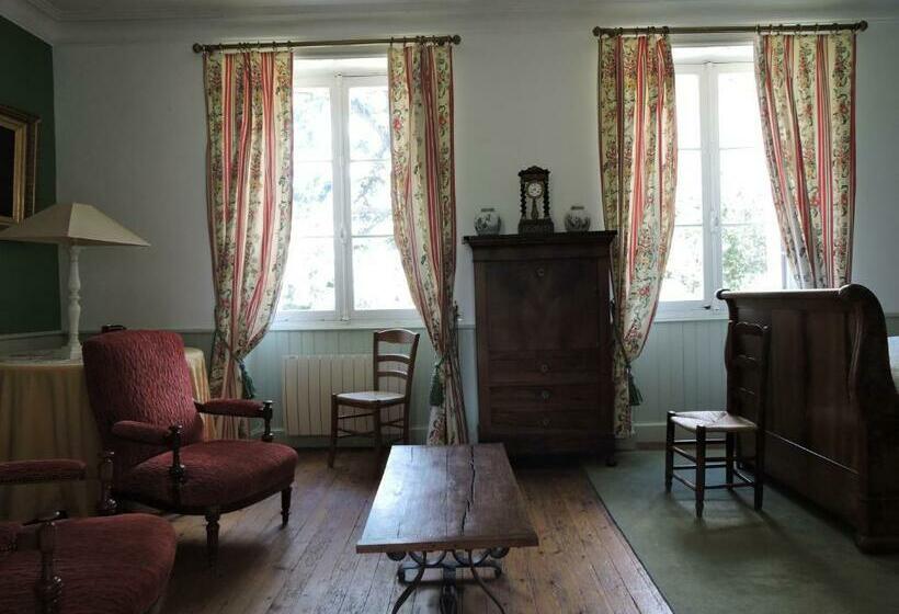 Family Suite, Le Domaine De Mestré, The Originals Relais