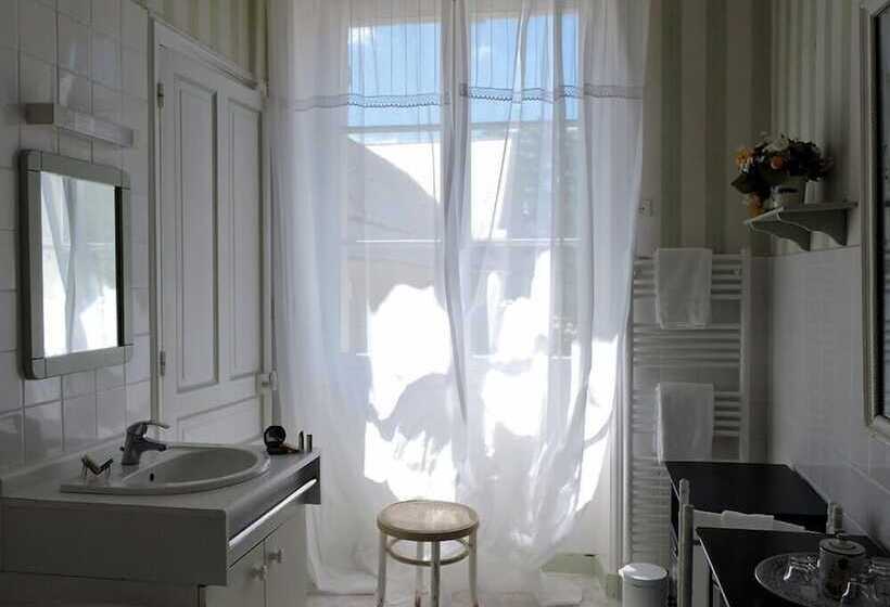 Family Suite, Le Domaine De Mestré, The Originals Relais